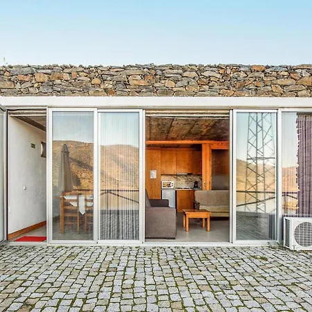 Cozy Apartment In Freixo De Espada C *